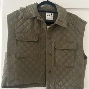 Zara Women’s Quilted Cropped Vest